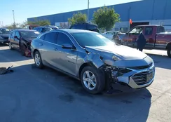 1G1ZB5ST3RF219642: 44091357