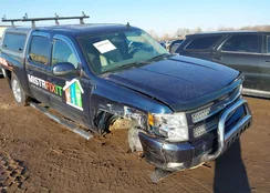 1GCPKTE76CF143827: 44092564