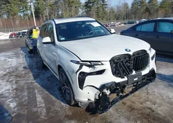 5UX23EM03S9Z64550: 44093576