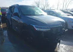 3VVCB7AX7PM138672: 44093987