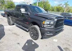 3C6UR5DL3RG389922: 44094942