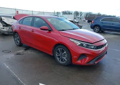 3KPF24AD1RE836904: 44095189