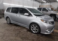 5TDXK3DCXBS046028: 44097015