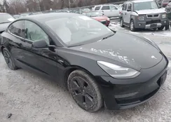 5YJ3E1EA6MF982811: 44098726