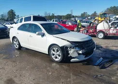 3FAHP0HAXCR420435: 44098156