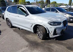 5UX43DP09N9L67017: 44101740