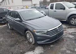 3VWC57BU7KM147310: 44101184