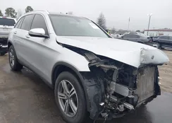 W1N0G8DB3LF794282: 44102704