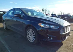 3FA6P0LU9FR172871: 44105504