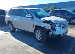 5TDBK3EH2DS193998: 44106566