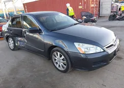 1HGCM66437A055188: 44107759