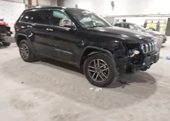 1C4RJFBGXLC359683: 44107367