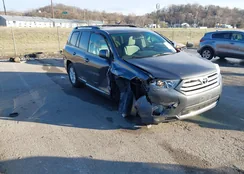 5TDBK3EH3BS086097: 44111275