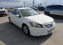 1HGCP2F36CA016807: 44112744