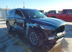 5LM5J7WC2MGL02604: 44113094