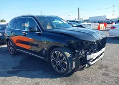 5UXTA6C02P9P65854: 44113590