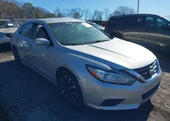 1N4AL3AP5JC169025: 44114421