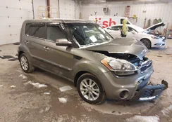 KNDJT2A60D7578462: 44115806