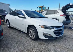 1G1ZD5ST2LF039408: 44116102