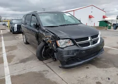 2C4RDGCG5GR373175: 44117271