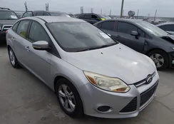 1FADP3F24DL189365: 44118832