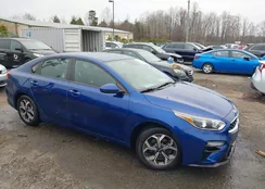 3KPF24AD4ME325938: 44120849