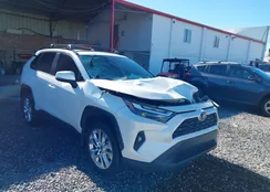 2T3A1RFV8RW492715: 44120862