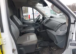 1FTYR2ZM5HKB20001: 44121972