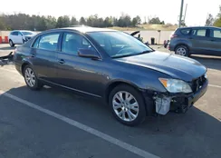 4T1BK36B28U296572: 44122922