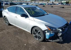 1N4BL4CV3RN376843: 44122971