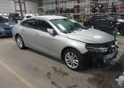 1G1ZE5ST1HF153372: 44123038