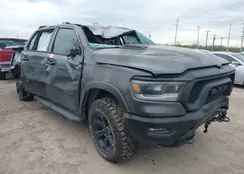 1C6SRFLT4RN208557: 44124099