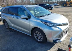 5TDYRKEC6NS105735: 44124154