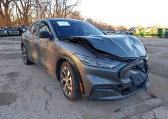 3FMTK3SU4PMA83282: 44124170