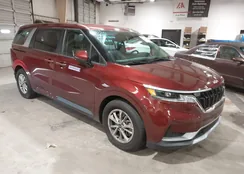 KNDNB4H3XP6210215: 44126491