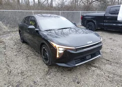 3KPFU4DE3SE062000: 44127805