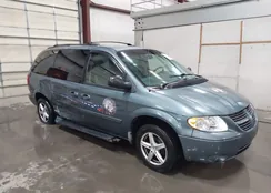 2D4GP44L67R217710: 44128590