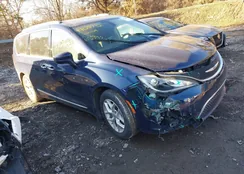 2C4RC1EG1JR106393: 44128732