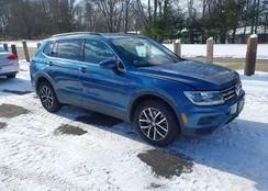 3VV2B7AX2KM163421: 44128473