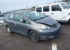 JHMGE8G38DC066619: 44130882