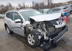 2T3RFREVXDW123689: 44131706