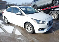 3KPC24A31KE076974: 44132572