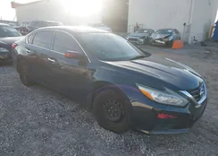 1N4AL3AP0GN315831: 44132677