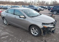 1G1ZB5ST9NF215945: 44134043