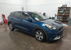 KNDCB3LCXJ5137434: 44135343