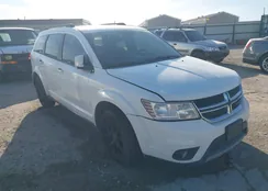 3C4PDCBGXGT100246: 44135361