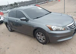 1HGCP2F4XCA140197: 44137648