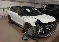 3VVVX7B23RM053232: 44137815