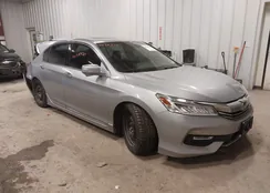 1HGCR3F92GA021545: 44138370