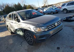 3VV3B7AX5MM090214: 44140860